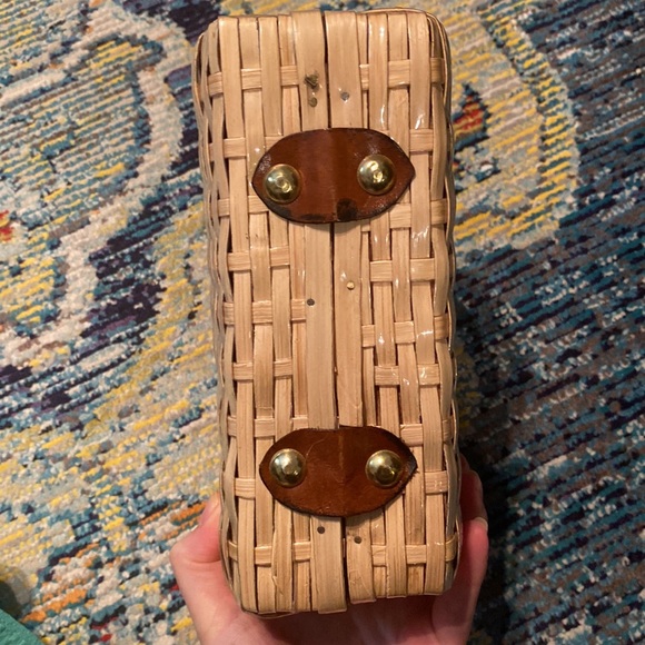 Vintage Natural Wicker Woven Handbag with Brown Leather Accents - Picture 7 of 8